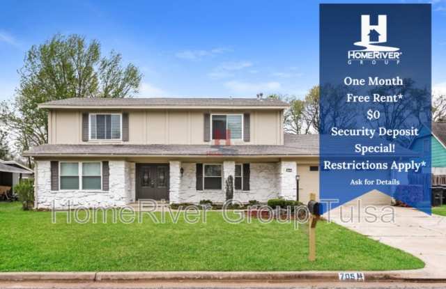 705 Meadowood Dr photos photos