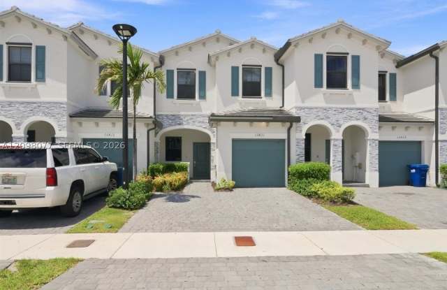 13411 SW 287th Ter Gallery 1