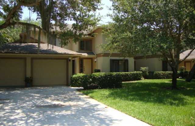 5190 SE Schooner Oaks Way Gallery 2