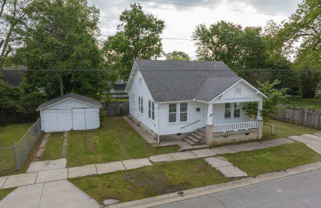 Freshly Updated 2 Bedroom House Gallery 1