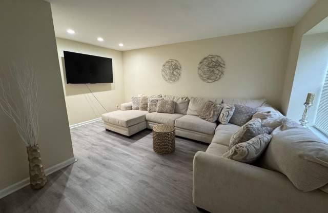 4840 Green Ash Ln Gallery 4