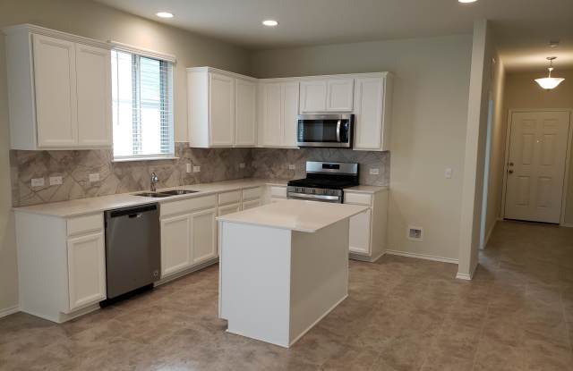 1105 Cliffbrake Way Gallery 2