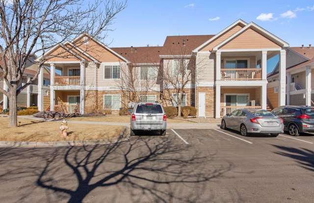 Bright and Spacious 2-Bedroom, 2-Bath Condo in South Loveland photos photos