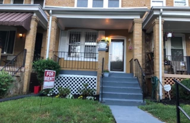 528 25th Place NE - 528 25th Place Northeast, Washington, DC 20002