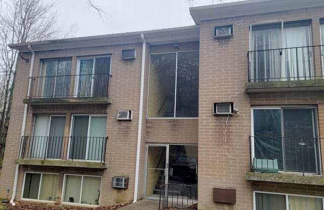 725 E Waterloo Rd photos photos