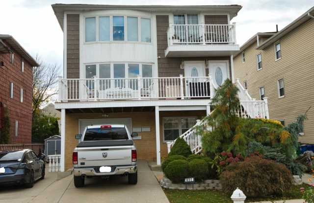 450 Jefferson Ave - 450 Jefferson Avenue, Staten Island, NY 10306