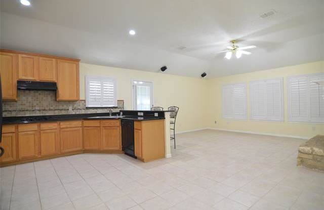 8601 Ironwood Drive Gallery 4