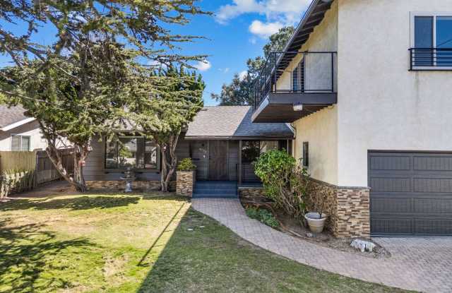 Lovely Del Cerro Home w/Solar and A/C photos photos