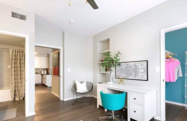 11947 Stonehollow Dr Gallery 4