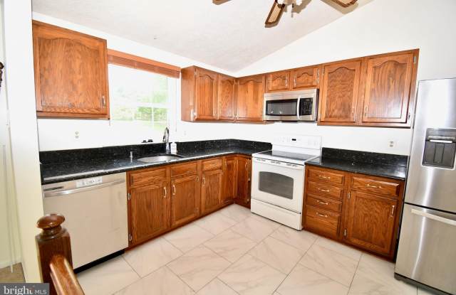3116 GERSHWIN LANE Gallery 4