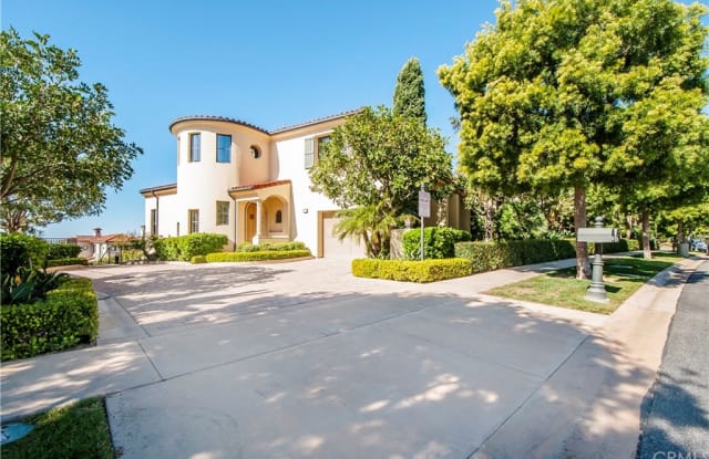 142 Sidney Bay Drive - 142 Sidney Bay Dr, Newport Beach, CA 92657