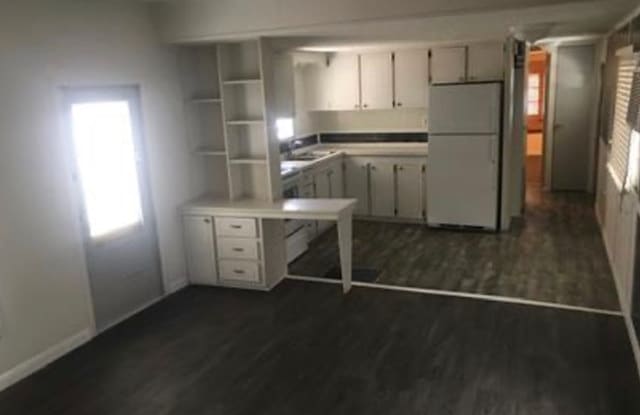 8449 Southeast Eagle Avenue - 8449 Southeast Eagle Avenue, Hobe Sound, FL 33455
