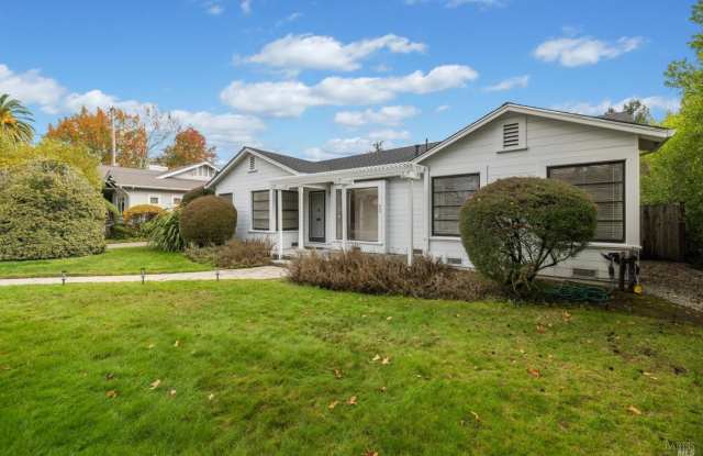 620 2nd Street E - 620 2nd Street East, Sonoma, CA 95476