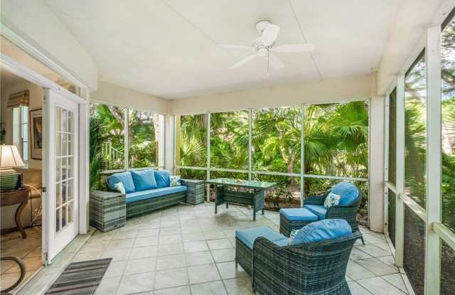 1385 Winding Oaks Circle W unit: 702 photos photos