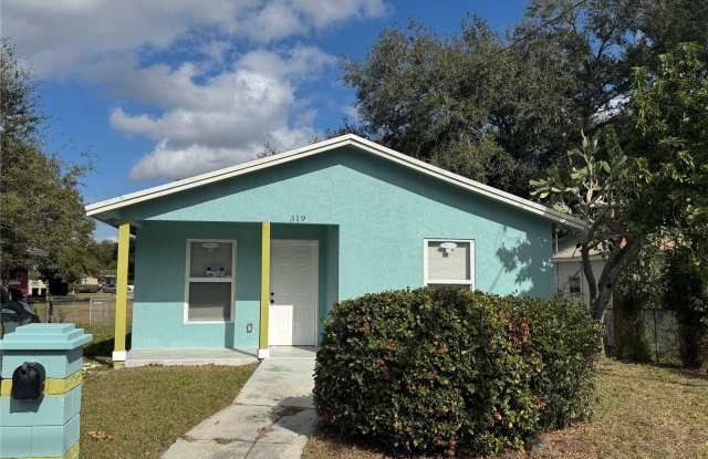 319 AVENUE P NE photos photos