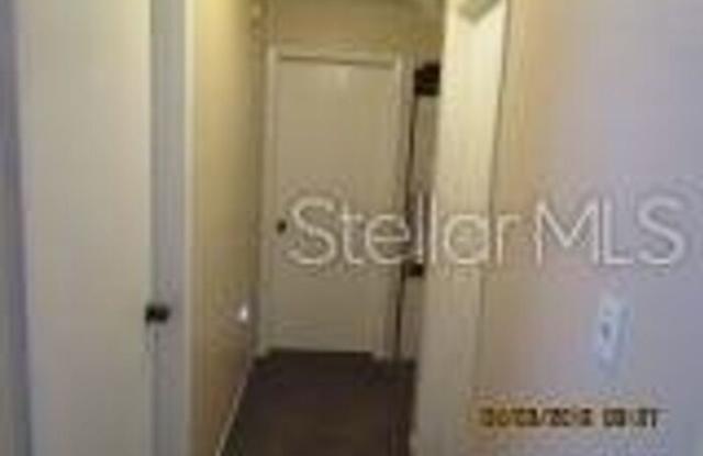 12 Lake Villa Way Gallery 4