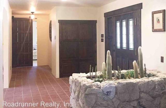 51735 St James Place Gallery 3