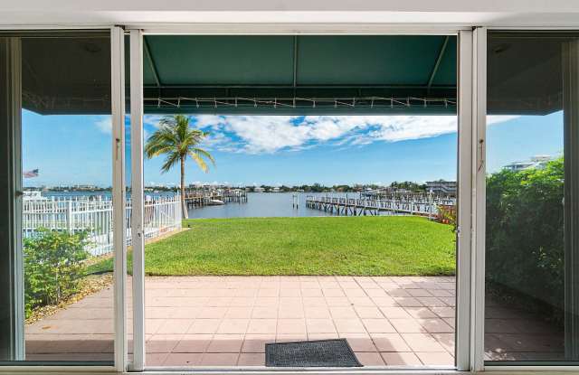 322 N Lake Drive Gallery 2