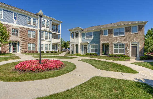 Linden Square photos photos