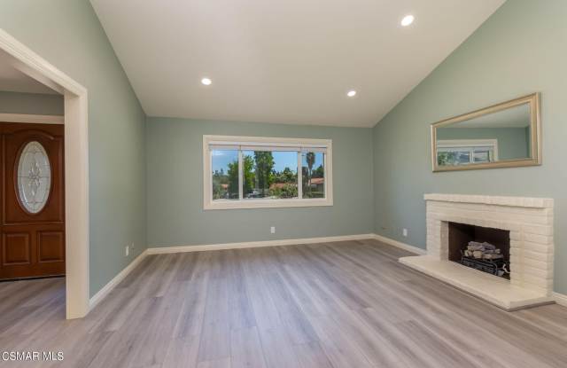 5849 Cardoza Drive Gallery 2
