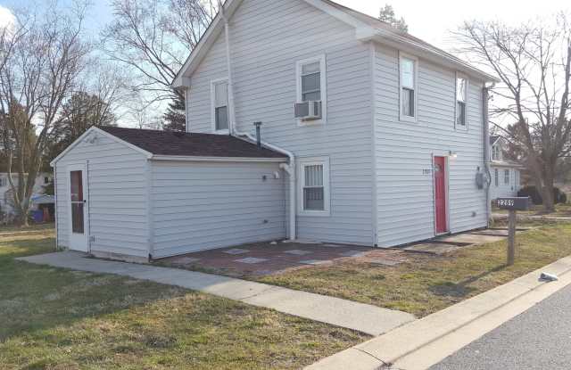 Welcome home to this charming and spacious 2-bedroom, 2 full bathroom single-family home in Edgewood, MD! photos photos