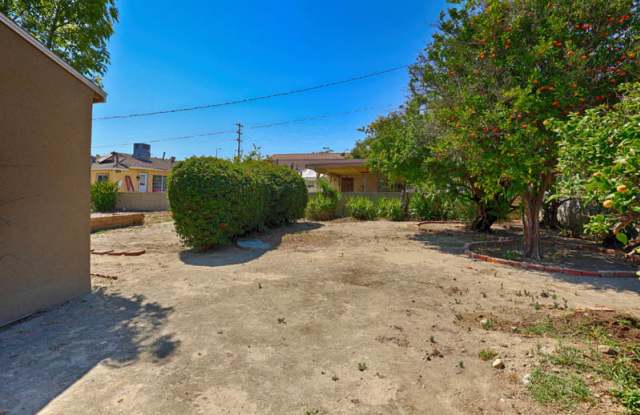 8850 Remick Avenue photos photos