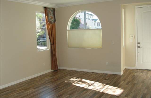 10612 Sheepshead Bay Avenue Gallery 4