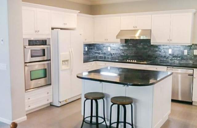 90 Marblehead Irvine Gallery 2