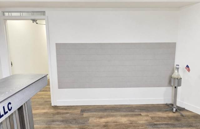 5645 GENERAL WASHINGTON Drive Gallery 2