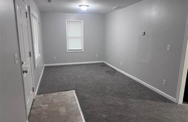 20940 WELLINGTON Avenue Gallery 2