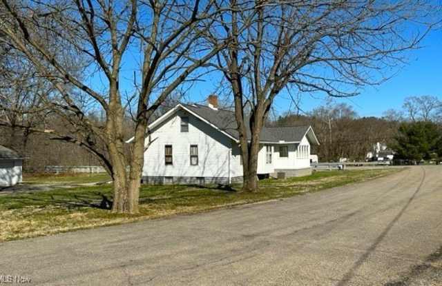 3875 Roseville Road - 3875 Roseville Road, Muskingum County, OH 43701