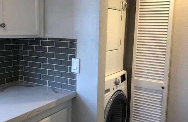 3690 Avocado Village Ct Gallery 4