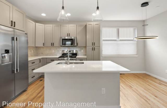 402 W Williams St Unit A Gallery 3