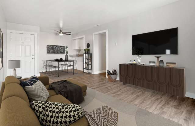 Apartments at Decker Lake Gallery 2