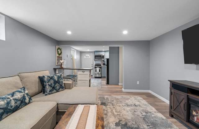16 Francine Ave - 16 Francine Avenue, North Amityville, NY 11701