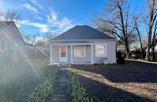 3 Bed | 1 Bath | House photos photos 3 Bed | 1 Bath | House photos photos