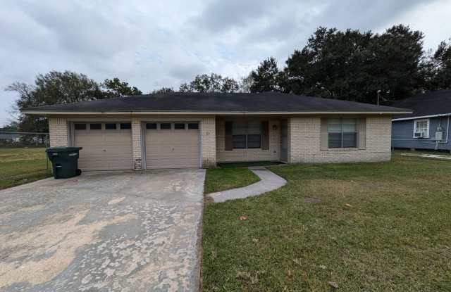 535 Hillebrandt St. Beaumont, Texas 77705 photos photos