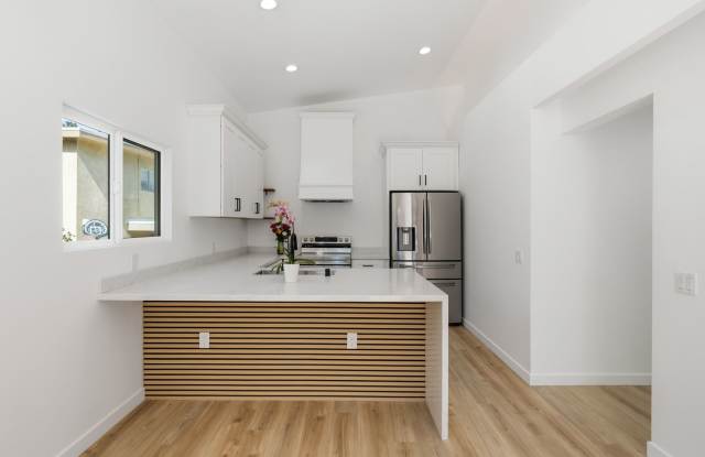Stunning New Construction in Mission Hills – 2BR/2BA – Going Quick  | 4 Weeks of Free Rent + Free Application Fee's| Gallery 4
