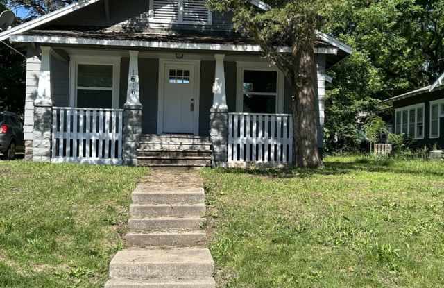 Gorgeous! Newly Remodeled 3 Bedroom 2 Bathroom Home! photos photos