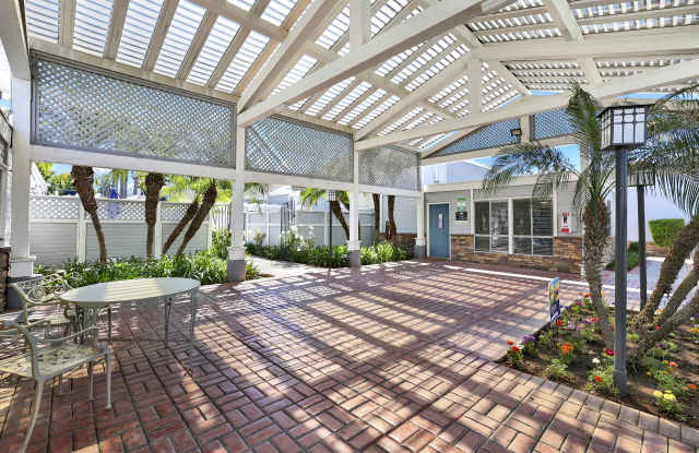 Greenhouse Gallery 4