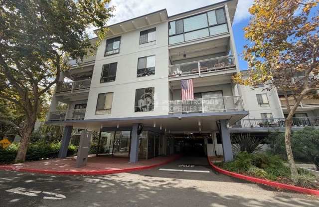 1 Captain Drive Unit D360 Emeryville CA 94608 Leasing OnlyUnit D360 - 1 Captain Drive, Emeryville, CA 94608