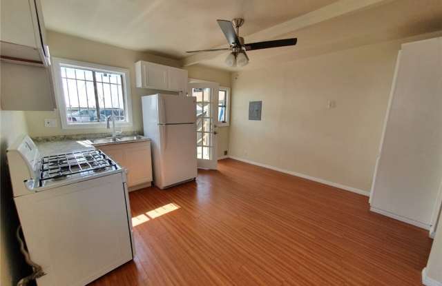 1246 70 Street Gallery 4