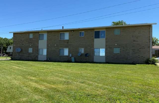 2 Bed / 1 Bath Apartment in Warrensburg — Available Now Gallery 2