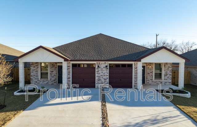 5206 Rose Garden Loop - 1 Gallery 2