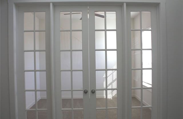1044 Marian Drive Gallery 2