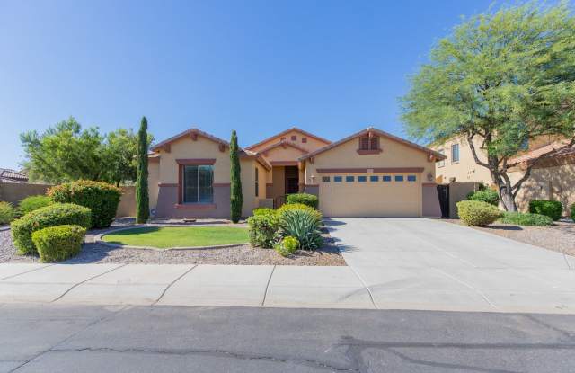 Beautiful 4 bed 2 bath home in Chandler! photos photos