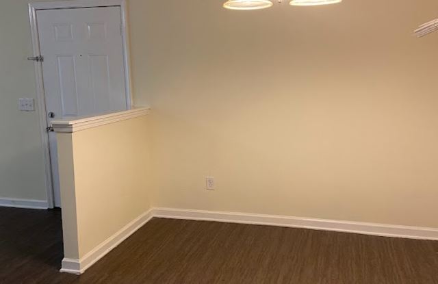 6103 Waldrop Place - 1 Gallery 2