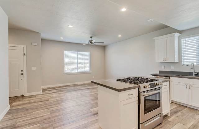 808 S 1710 E Gallery 4