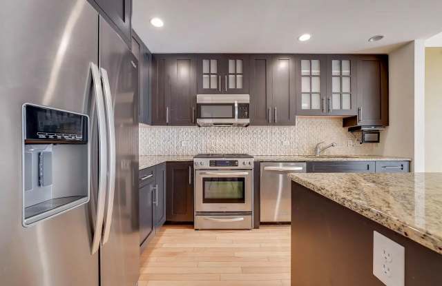 1125 Maxwell Lane - 1125 Maxwell Lane, Hoboken, NJ 07030