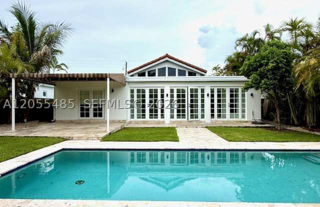 1365 DAYTONIA RD Gallery 3